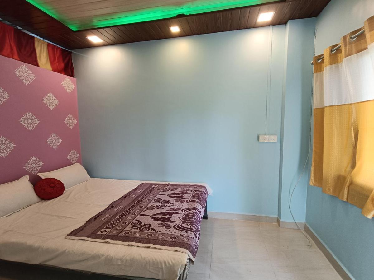 Shree Nivas Home Stay Srīvardhan Exterior foto